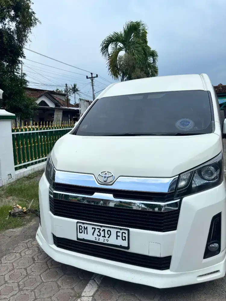 Premio 2019 luxury seat 7 8 supir bodi kaleng tinggal pakek