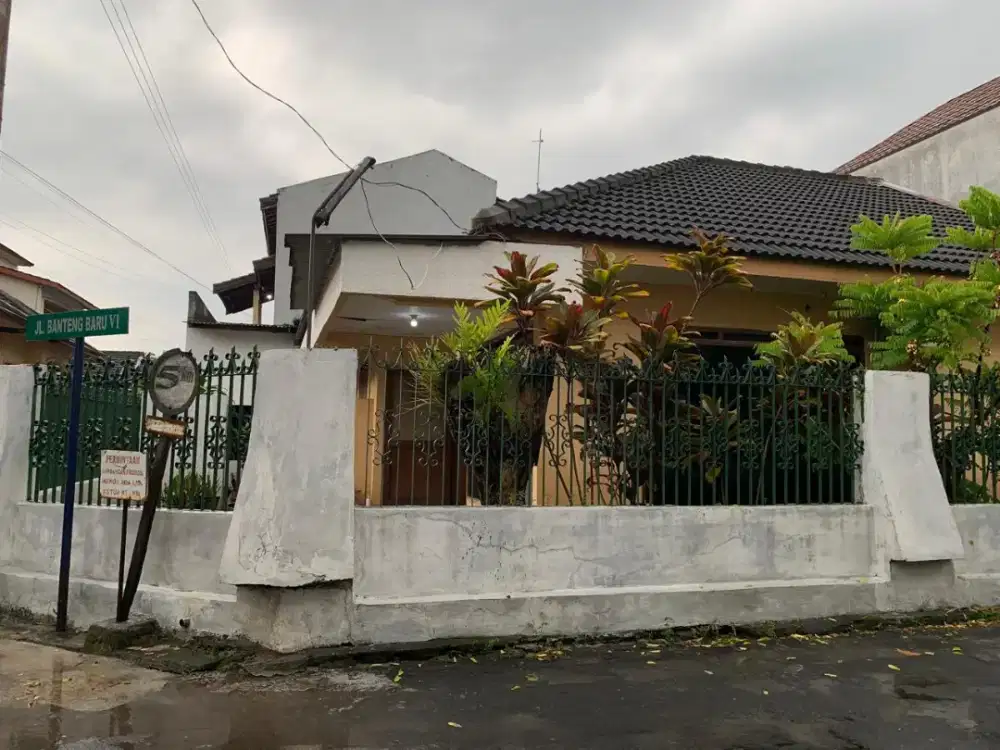 Rumah nyaman dikontrakan di lingkungan asri jalan kaliurang km 7.8