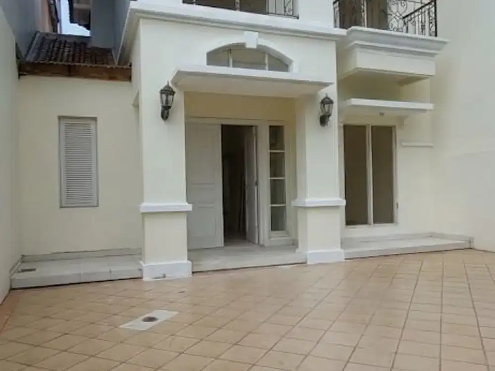 DIJUAL ROYAL RESIDENCE