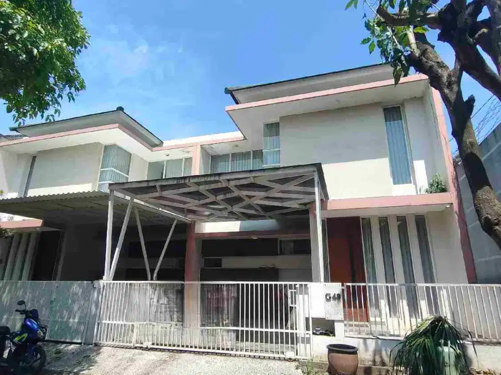 Rumah Permata Jingga West Suhat