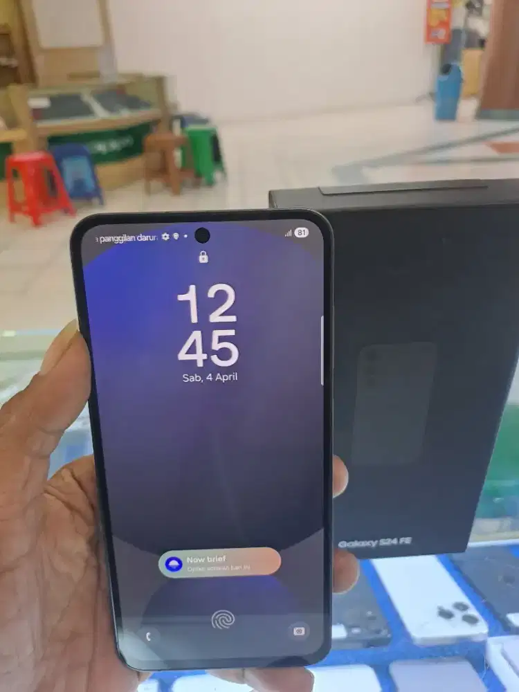 Samsung s24fe 8/256gb