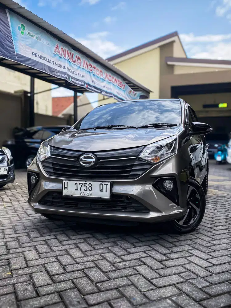 Harga Cash dan Kredit Paling Murah Sigra 1.2 R MT 2024 Coklat