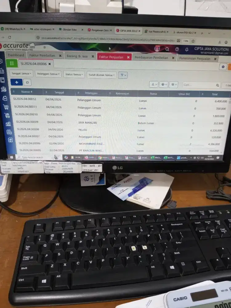 DIBUTUHKAN STAF ADMINISTRASI WANITA