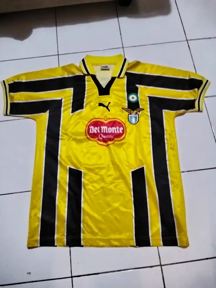 Jersey Bola S.S Lazio 32 Vieri
