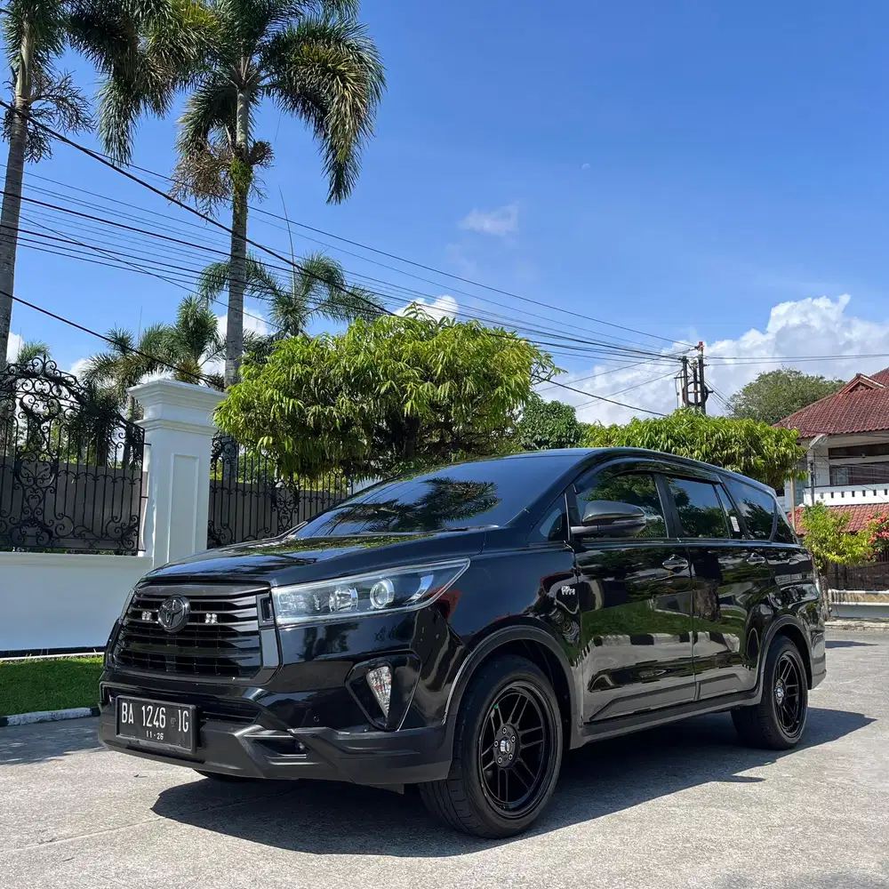 Innova venturer matic bensin 2021 istimewa