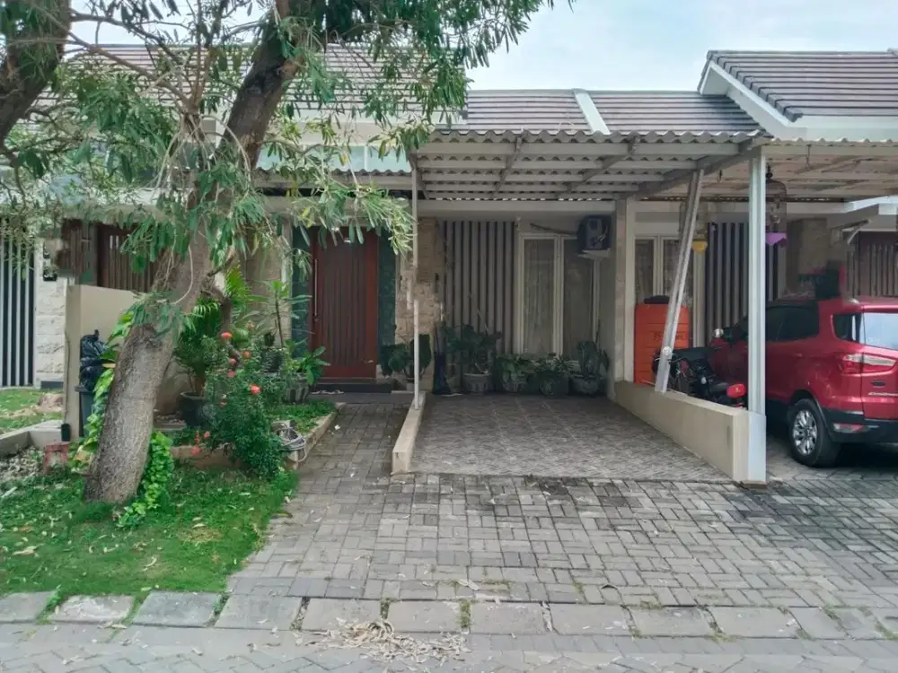 Rumah 1,5 Lantai Di Greenhill Citraland Surabaya