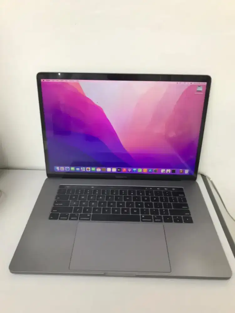 Macbook pro 15 inch 2018