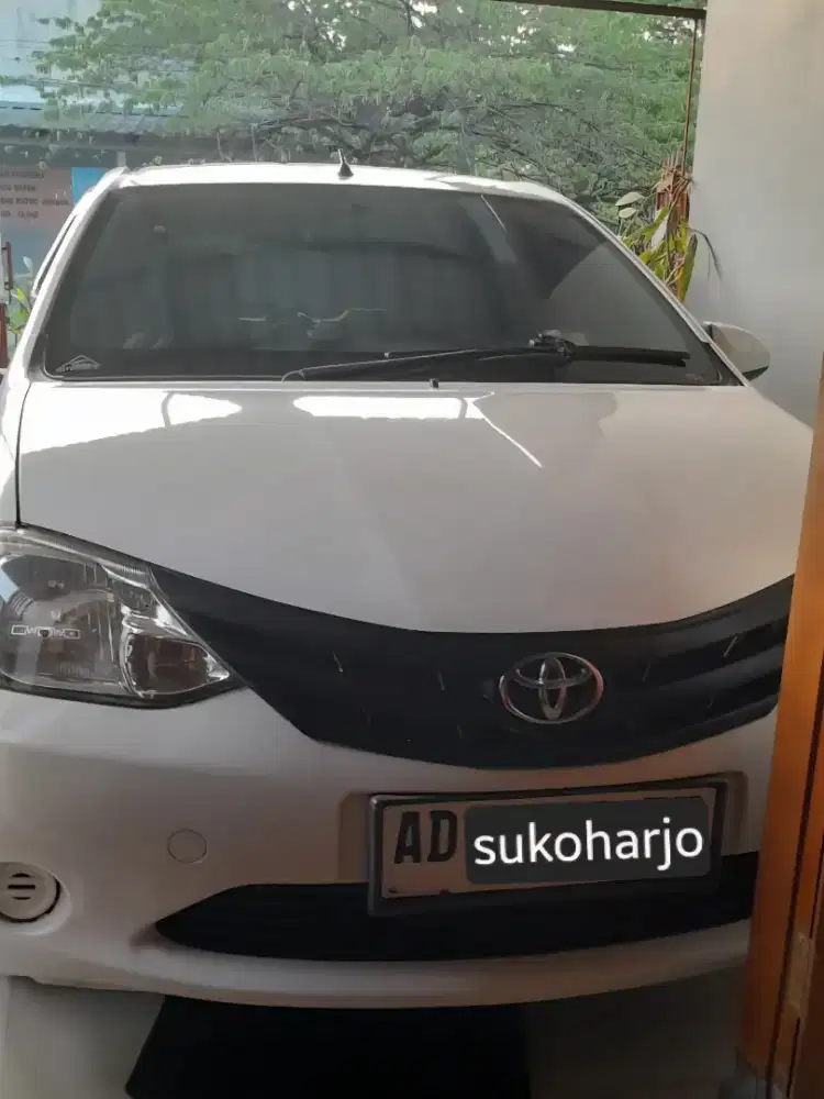 Dijual Toyota Etios 2014 Putih – Pajak Hidup, Siap Pakai (Sukoharjo)