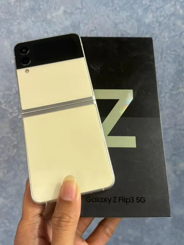 Samsung Z Flip 3 8/256 Cream