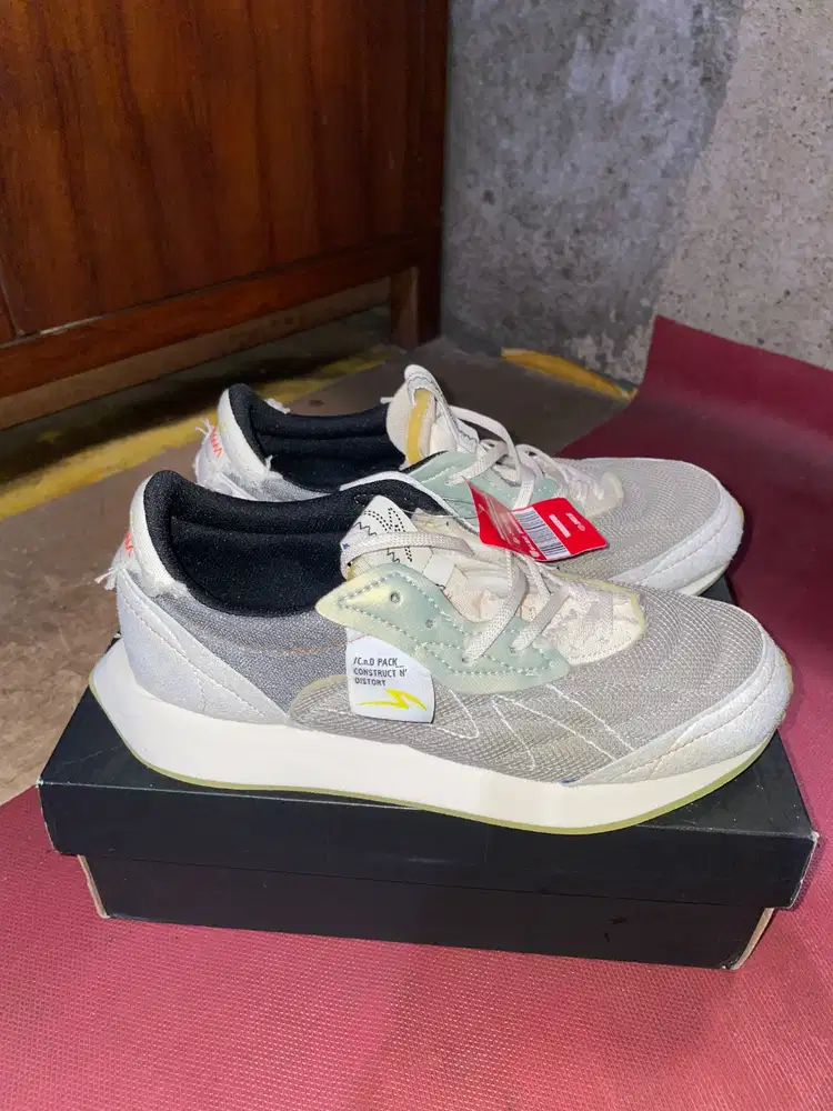 Specs Shaman Off Pitch CND grey - Size 40