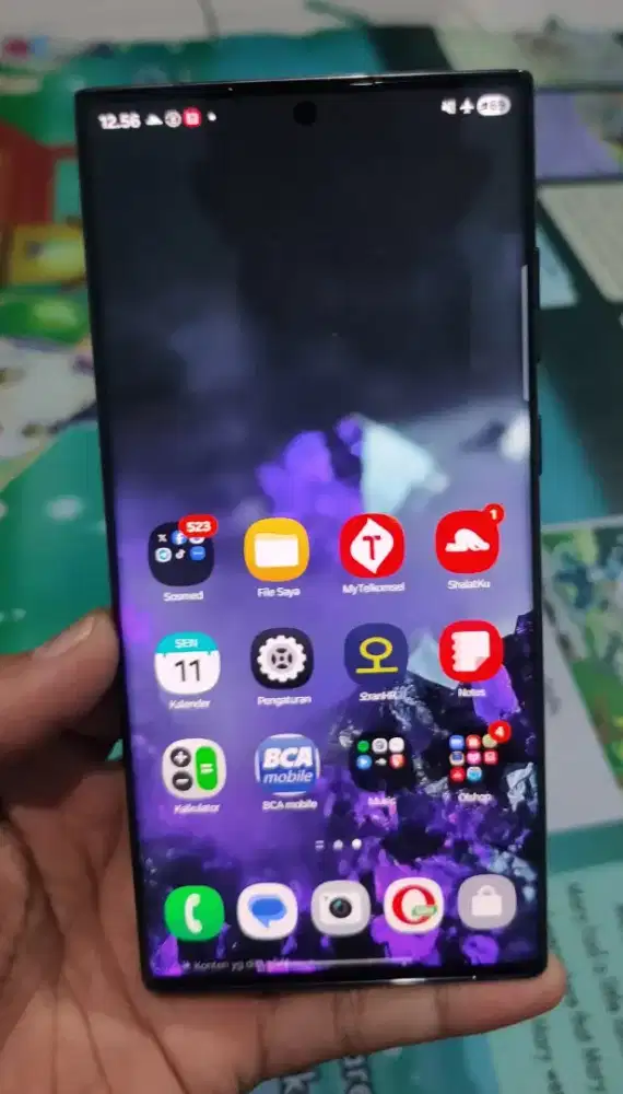 WTS Samsung Galaxy S22 Ultra 5G SEIN 12/256