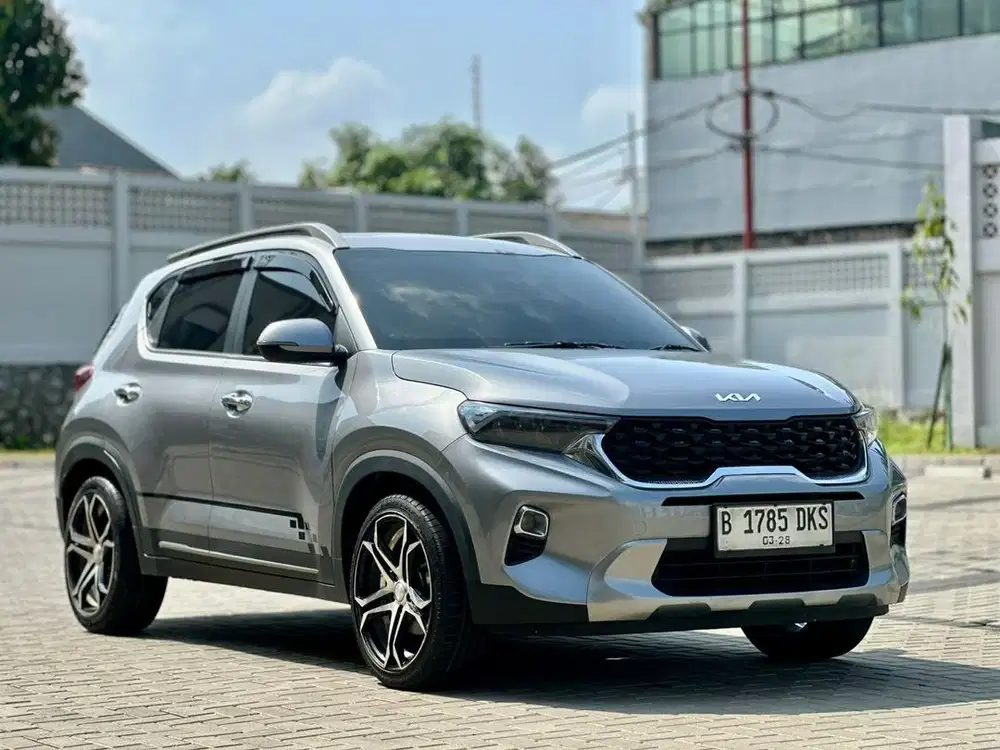 [LOW KM] Kia Sonet Premiere 5 Seater Bensin AT 2022