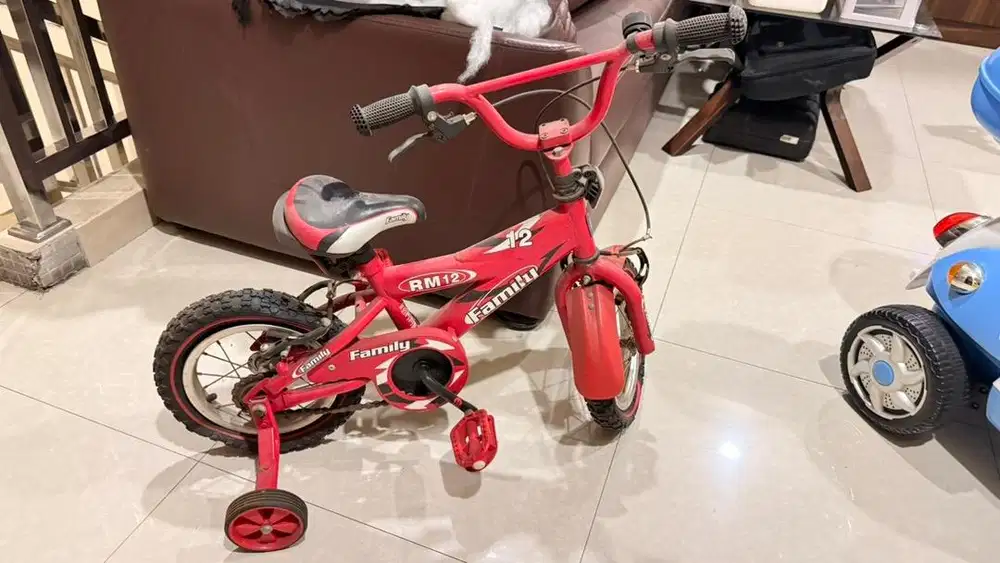 Sepeda roda 3 kondisi seperti foto