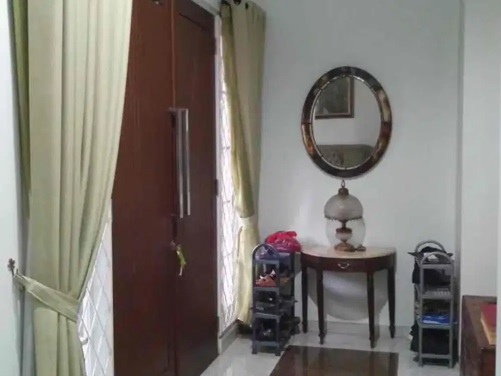 Rumah Siap Huni di Ceger Jaktim, 1 Lantai 4 Kamar Tidur, Kondisi Sangat Terawat