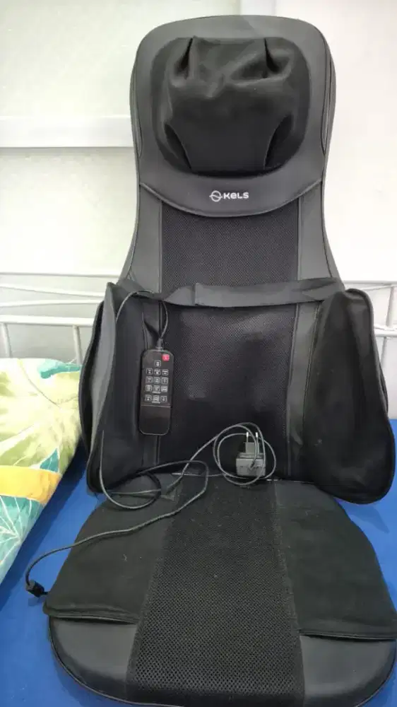 Kursi pijat 3 in 1 merk Kelas dijual