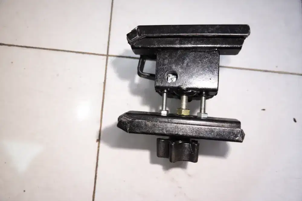 HOLDER MOTOR HP FULL BESI