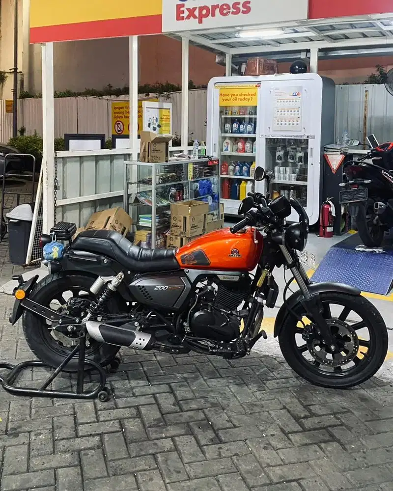 BENELLI 200 EVO 2024 ORANYE