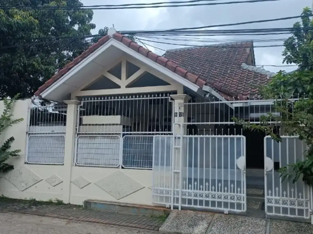 DIJUAL RUMAH BESAR LOKASI BAGUS JUAL MURAH HARGA NJOP DI CITRA GARDEN 2