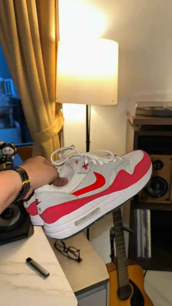 CUCI GUDANG: Sepatu ORI Store bekas