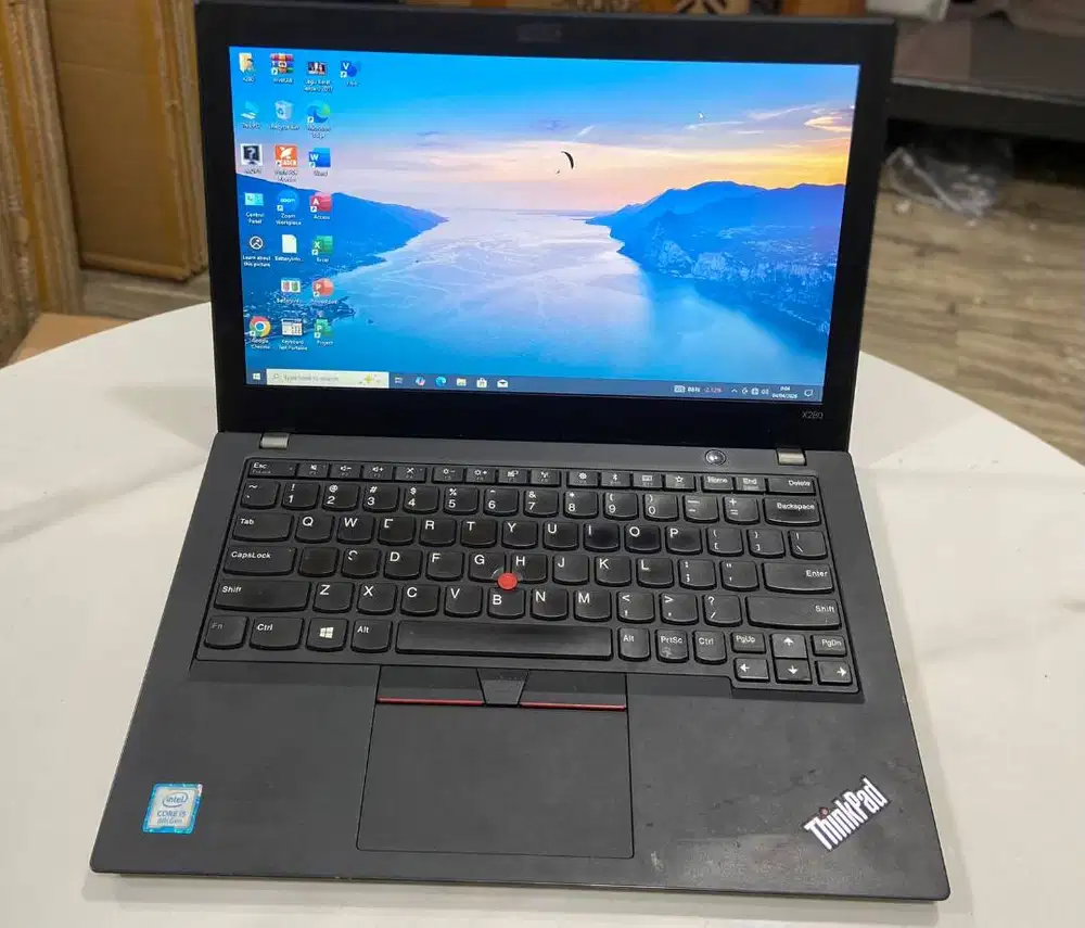 LAPTOP SLIM MULUS CANTIK LENOVO X280 Core i5-8250U *REC