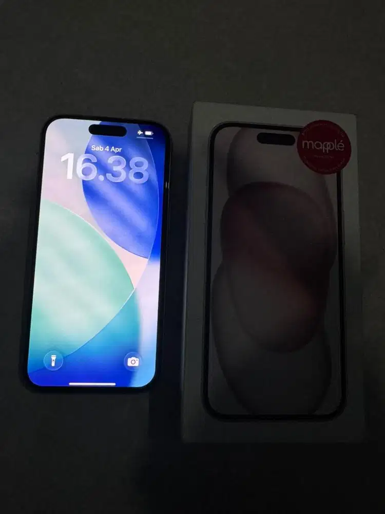 Iphone 15 ibox 128gb ibox pemakaian baru 3bulan