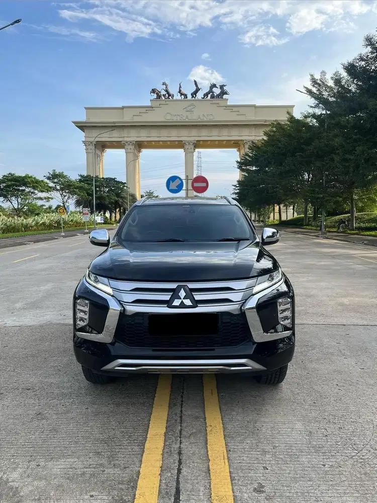 Pajero Sport Dakar 4x2 AT 2022