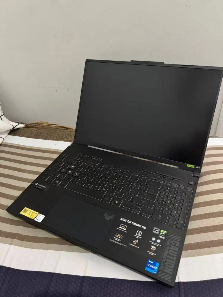 ASUS TUF Gaming F16 RTX 4050 – FULL SET + BONUS GAMING! (GARANSI ON)