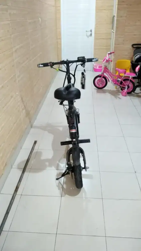 Sepeda listrik Model Cyclone