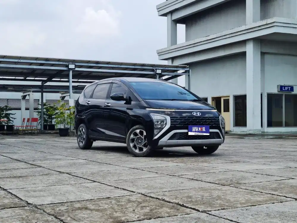 Hyundai Stargazer 1.5 Prime 2023 Km 40rb Tangan 1