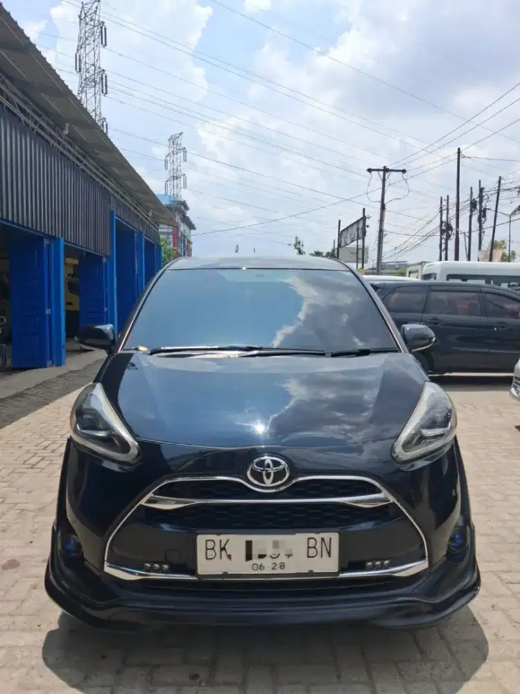 Sienta Q Matic 2016 Hitam