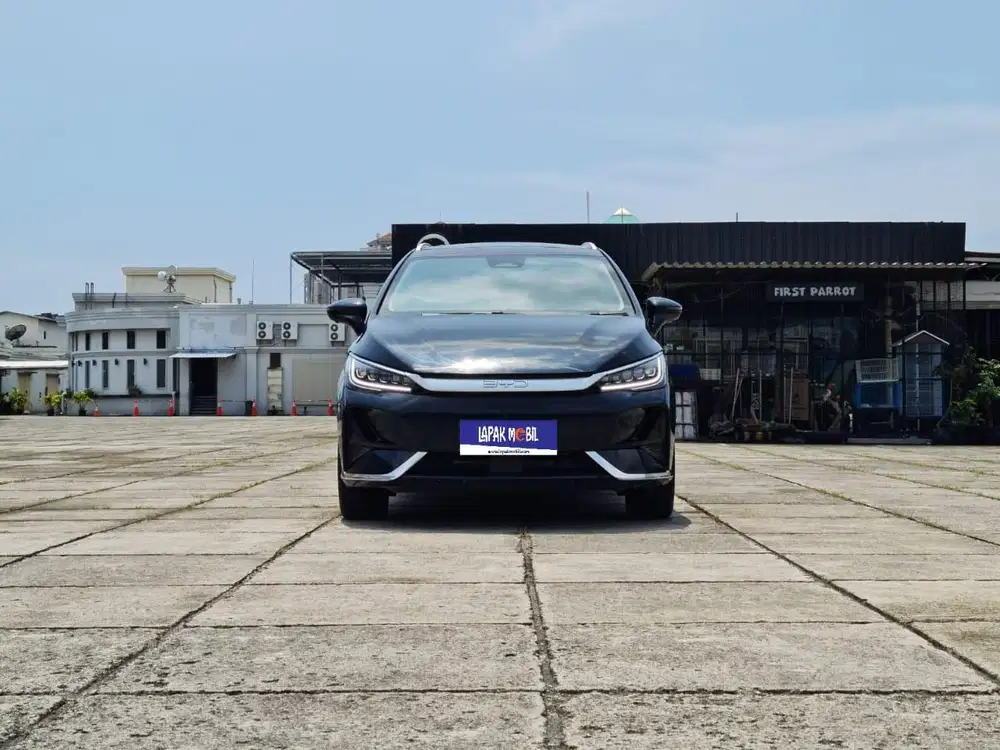 BYD M6 0.0 Superior 2024 Km 12rb Tangan 1