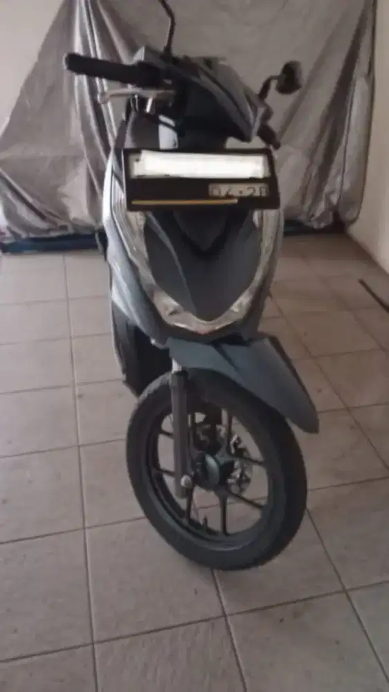 Jual Murah, pemakai langsung! HONDA BEAT DELUXE 2023. Mesin halus 99%.