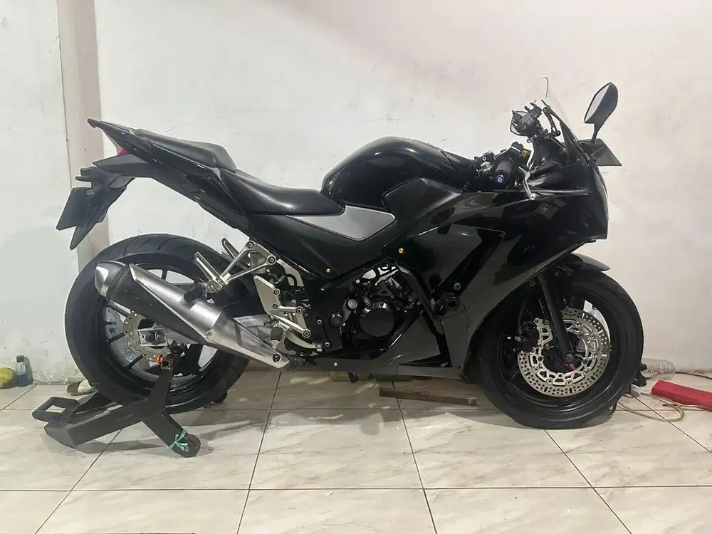 Cbr 150r tahun 2016