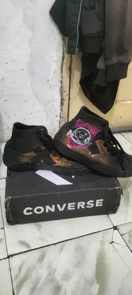 Converse series musik