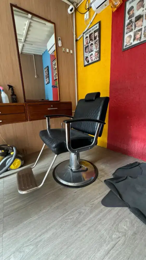KURSI BARBER MINIMALIS HIDROLIK