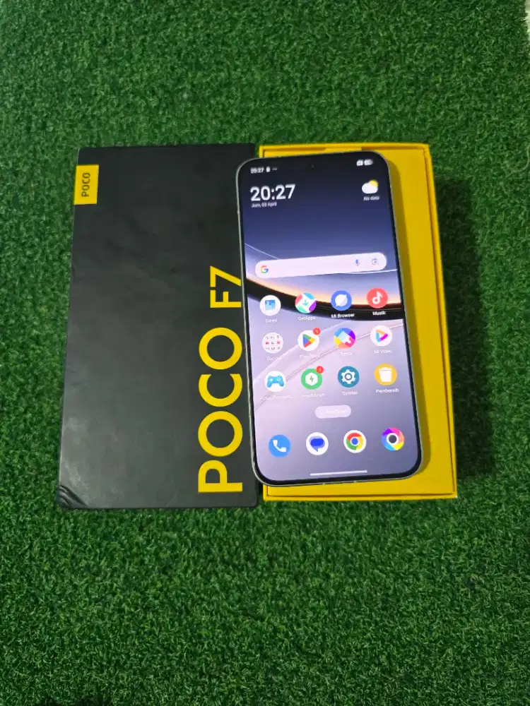 Poco F7 5G SILVER 12/512GB Mulus Normal