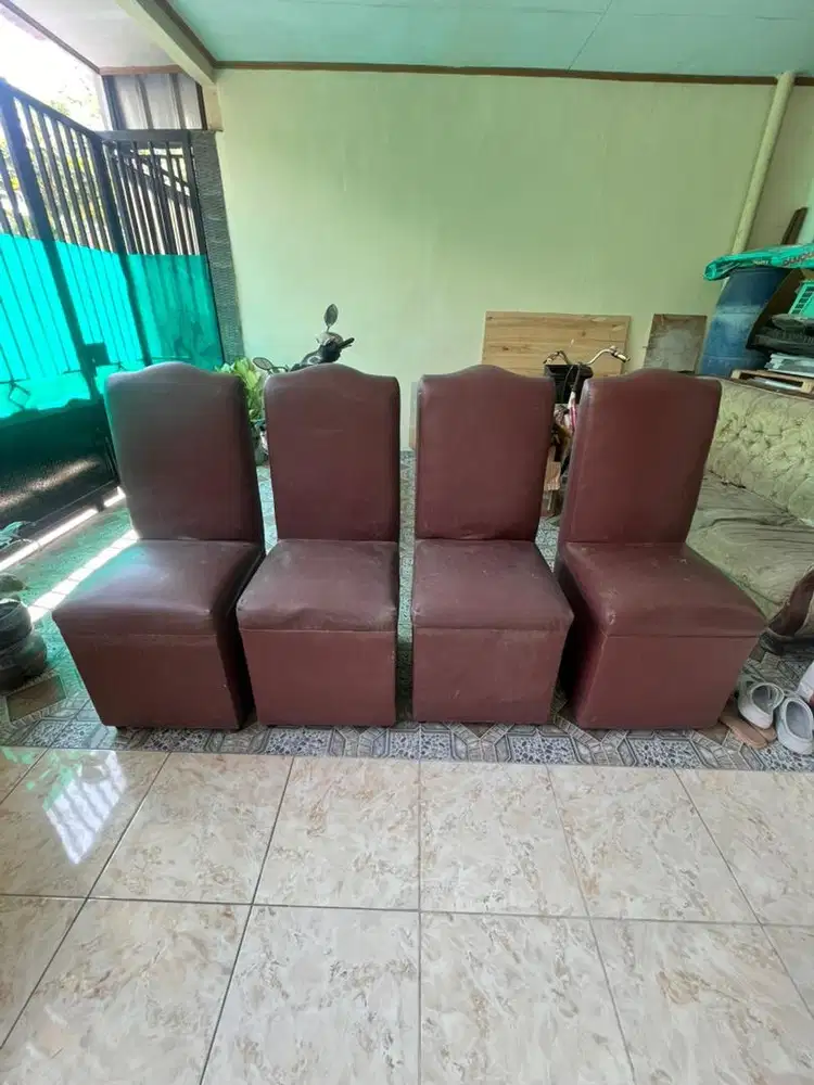 Kursi bekas banjir 4pcs