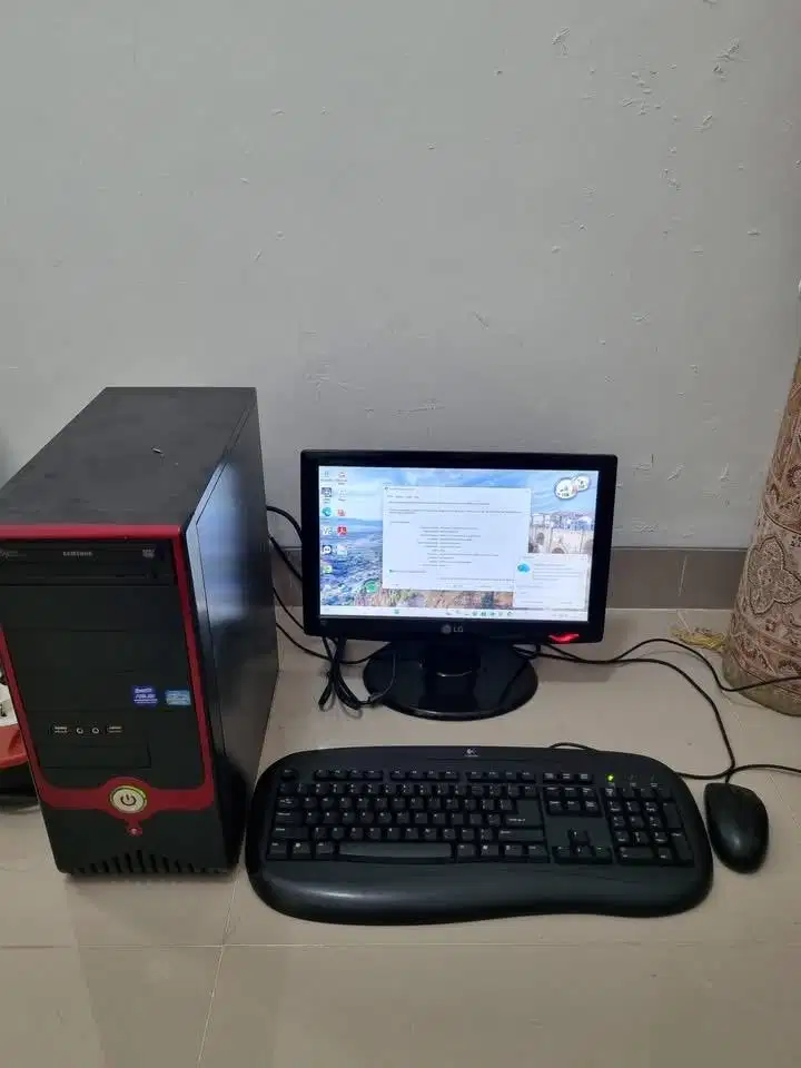 Pc desktop core i3 gen 3 ram 12gb ssd 256gb hdd 500gb monitor 16inch