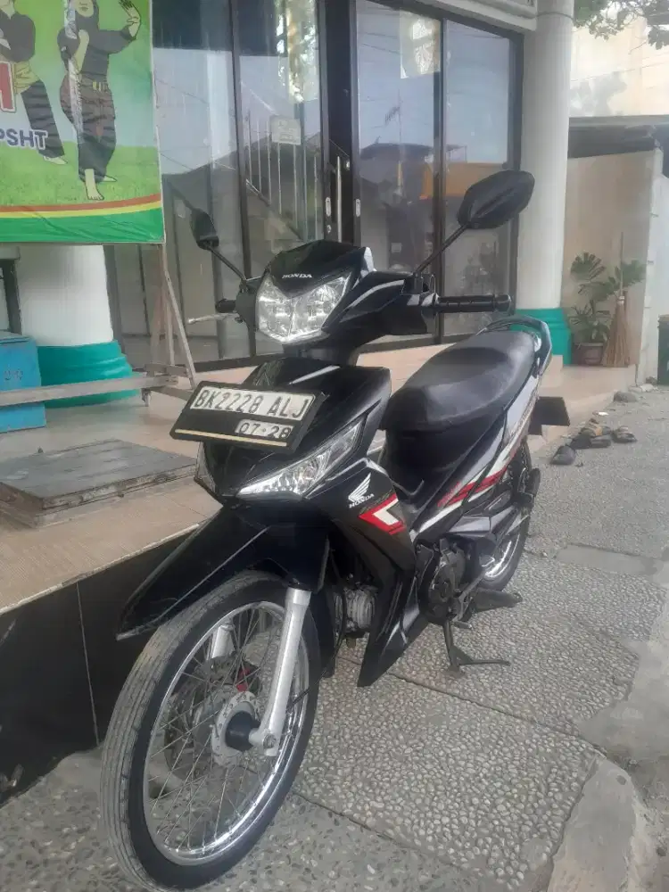 Honda supra x 125 tahun 2023