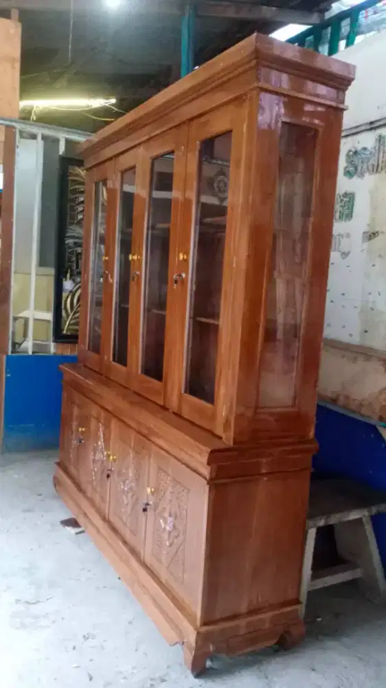 Buffet pajangan 4 pintu