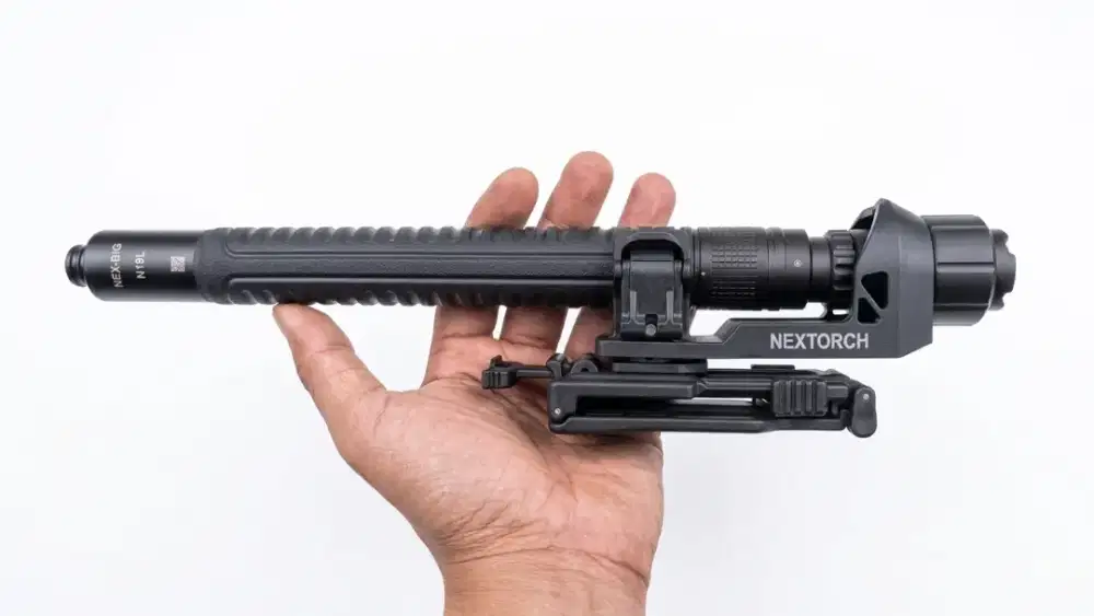 Nextorch N19L tongkat dan torchlight self defense