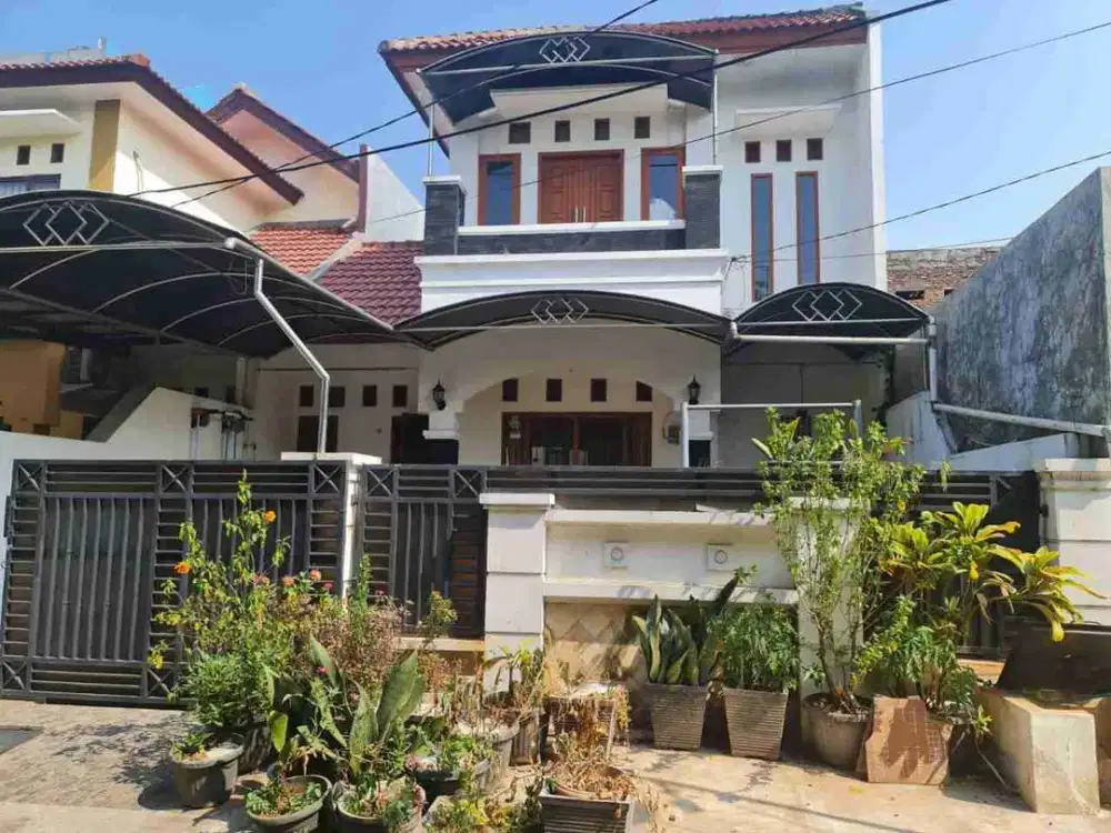 Dijual Rumah di Taman harapan Baru (THB), Pejuang,kota Bekasi
