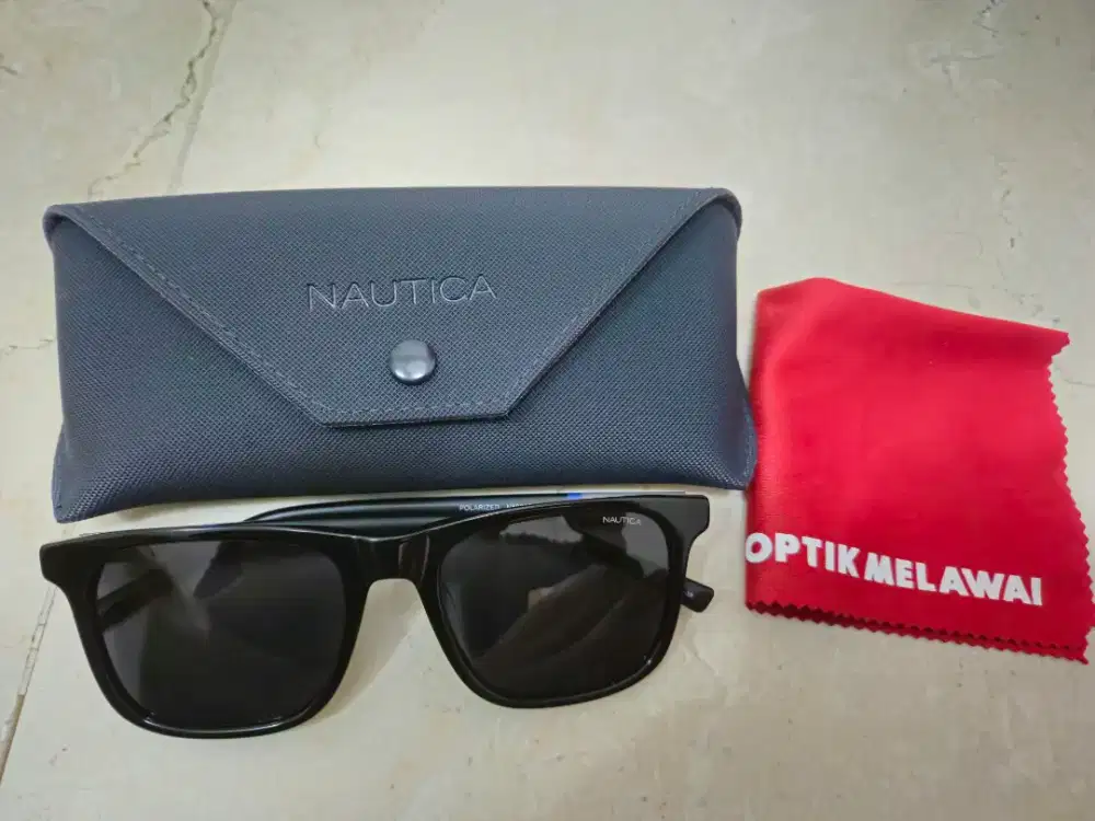 Kacamata polarized pria Nautica original