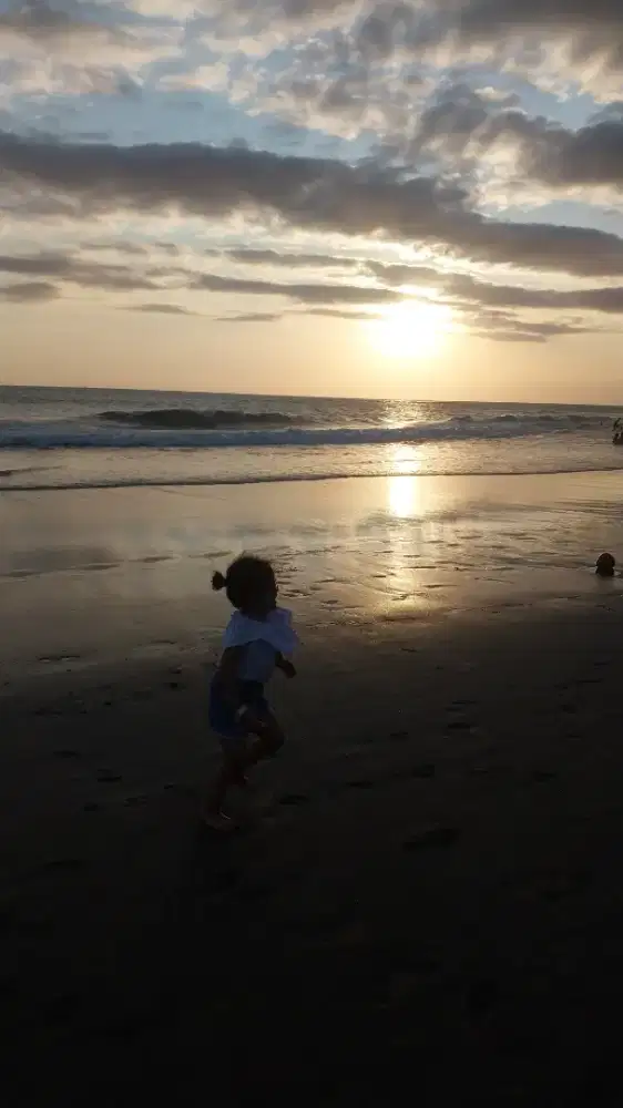 Wanita Mencari Pekerjaan