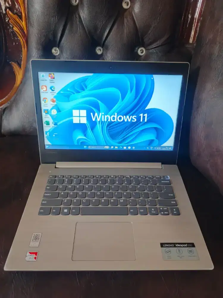 Laptop lenovo Amd A9-9425 gen7th ram 8gb ddr4 ssd 256gb win 11 (Nego)
