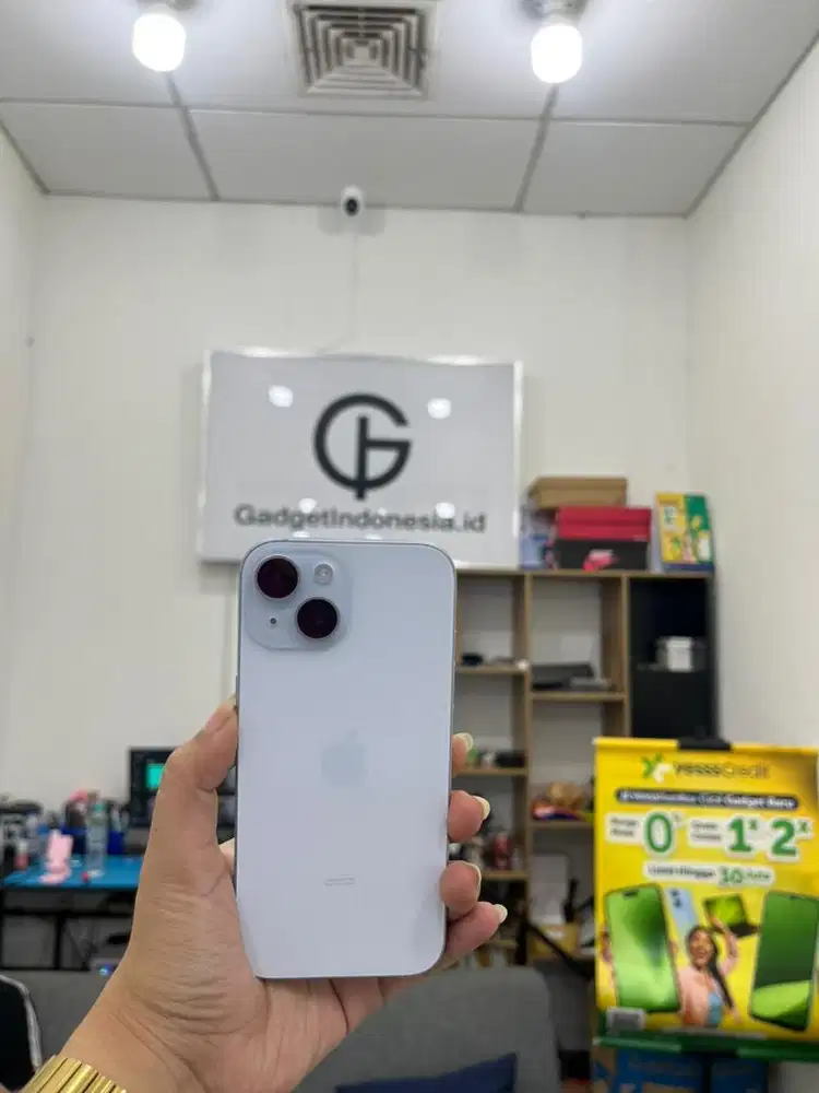 iPhone 15 basic 128 GB blue