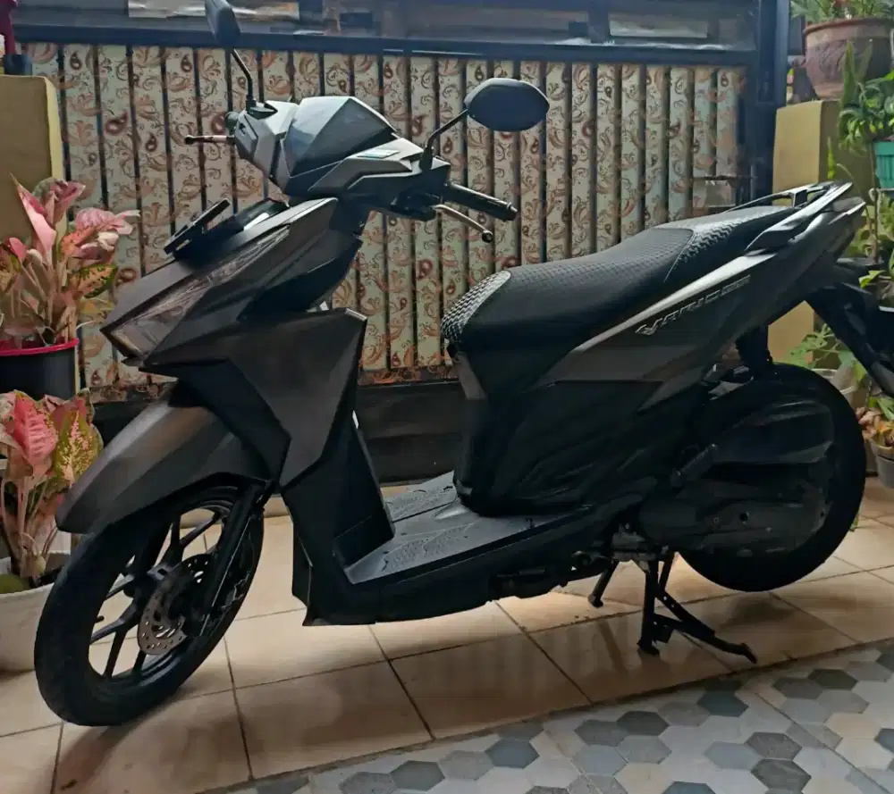 Dijual motor Honda Vario 150 pajak on F kabupaten bagus