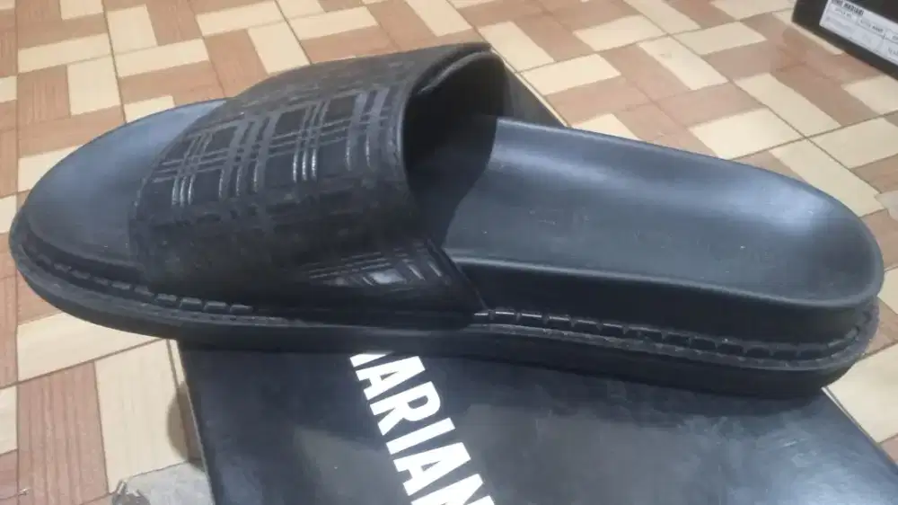 Jual sendal Gino Mariani