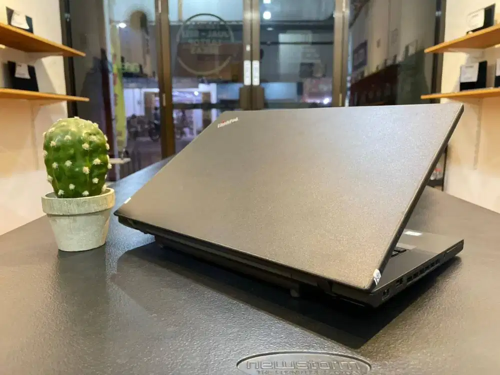 LAPTOP LENOVO THINKPAD T470P // NVIDIA 940MX(2GB)