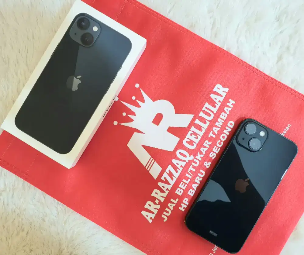 IPHONE 13 128 GB RESMI IBOX
GARANSI SAMPAI 20 Agustus 2026